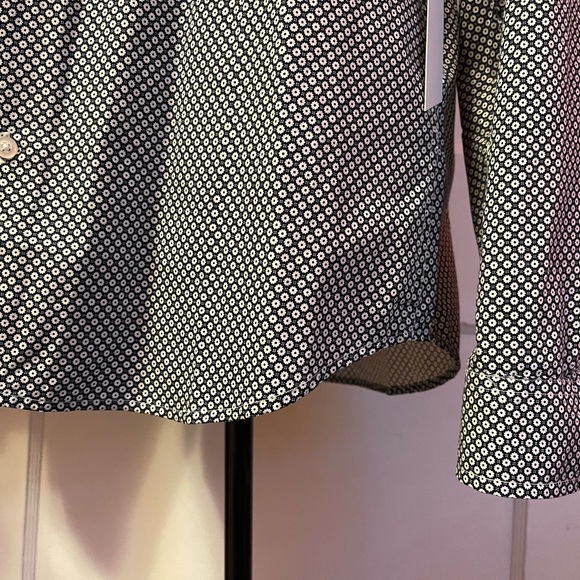 Paperdenim & Cloth Large Long Sleeved Button down flower Printed - Picture 4 of 9